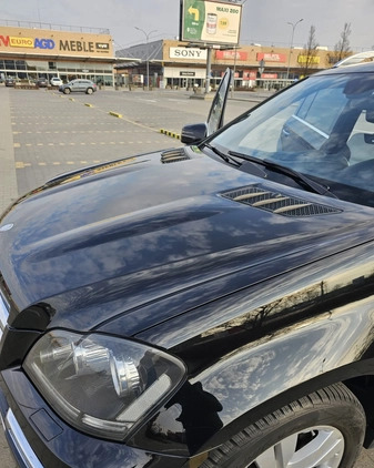 Mercedes-Benz GL cena 132000 przebieg: 124500, rok produkcji 2012 z Kałuszyn małe 562